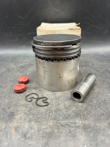 Vintage Wisconsin Total Power Engine Piston Ring Assembly Set F163A04084E40