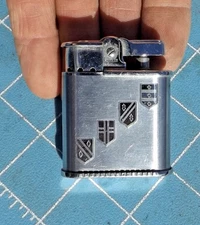 Vintage Ronson Whirl Wind Lift Arm Lighter