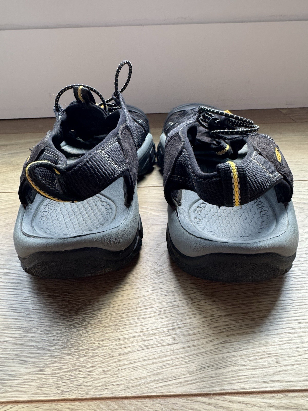 Keen Newport h2 sandali acqua scarpe da trekking passeggio comode nere taglia 10 uomo