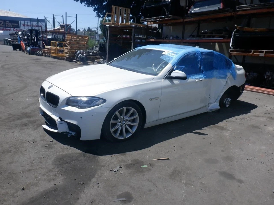 Luz antiniebla de esquina/estacionamiento para pasajeros para BMW 535i GT 30296625 14-17 Foto 4 de 4