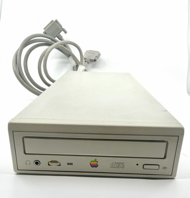 Apple Vintage AppleCD 300e Plus SCSI CD-ROM Drive M2918, Powers On Untested