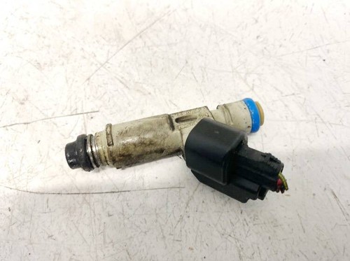 Ford Mondeo 1999 Fuel Injector 1s7ef7b, 1s7e-f7b #2332346-92