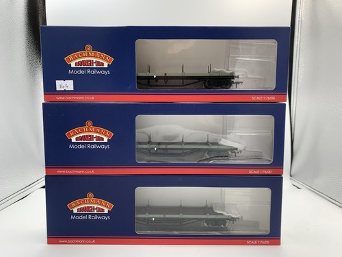 BACHMANN 3X 30T BOGIE BOLSTER WAGONS WITH STEEL GIRDERS