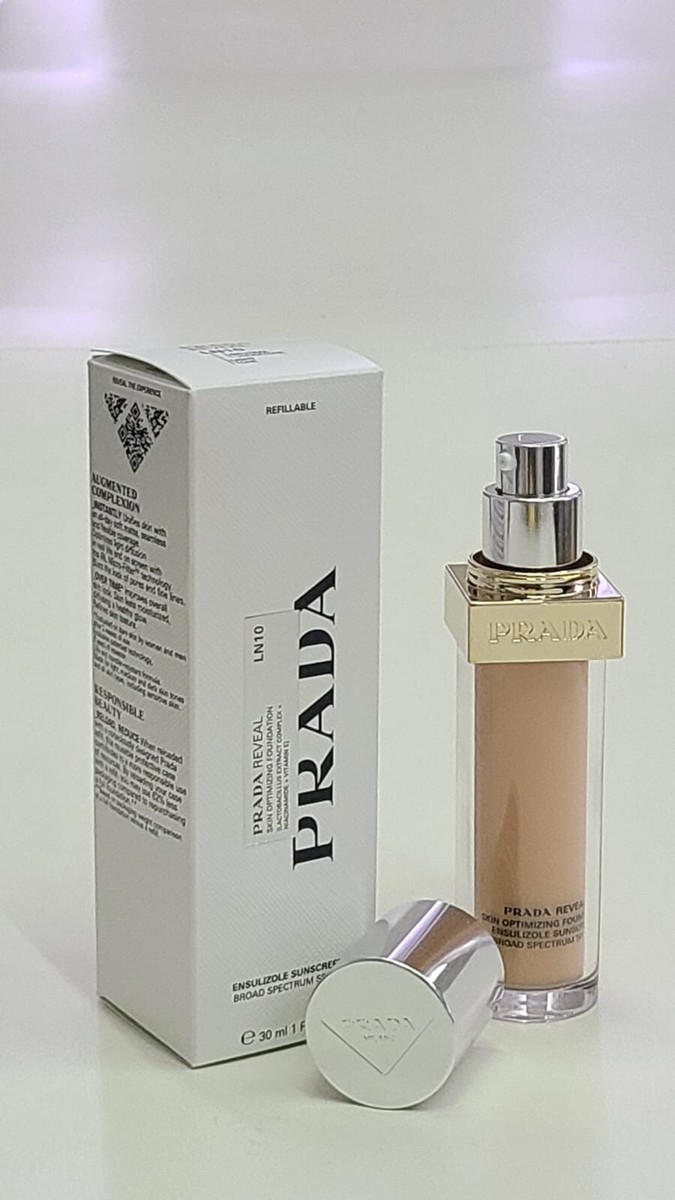 Prada Reveal Skin Optimazing Foundation LN10 Sunscreen SPF17 Prada Reveal Skin Optimazing Foundation LN10 Sunscreen SPF17
