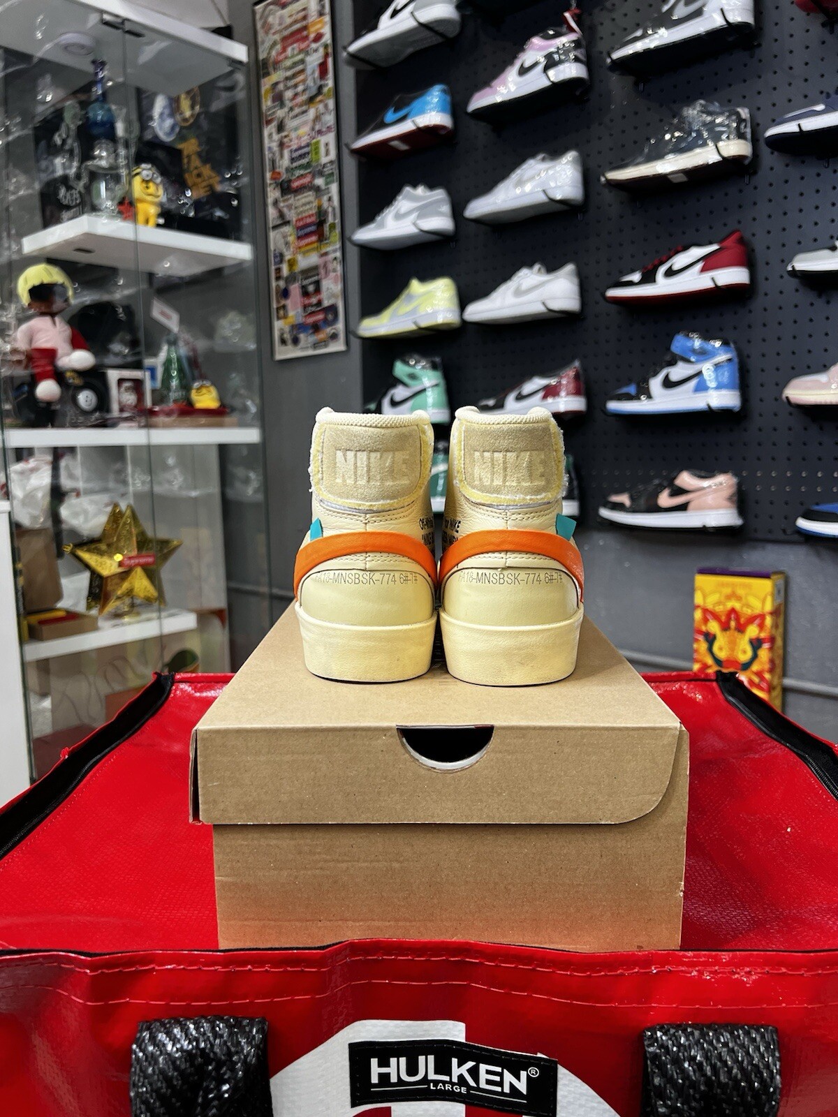 OFF WHITE X NIKE Taglia 7 Nike Off White x Blazer Mid All Hallows Eve