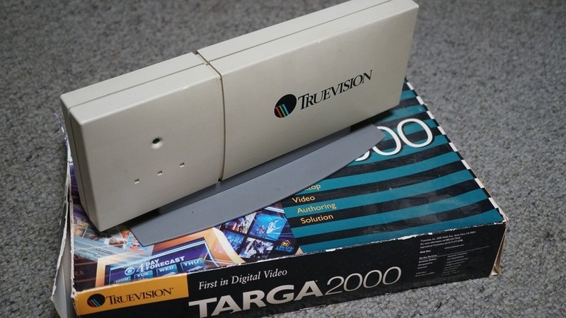 Targa 2000 RTX/Pinnacle Truevision,  Stand Alone W/Documentation