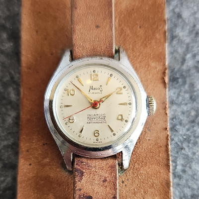 Vintage Milos Ferrotex Manual Mechanical 17J Antimagnetic RUNNING.