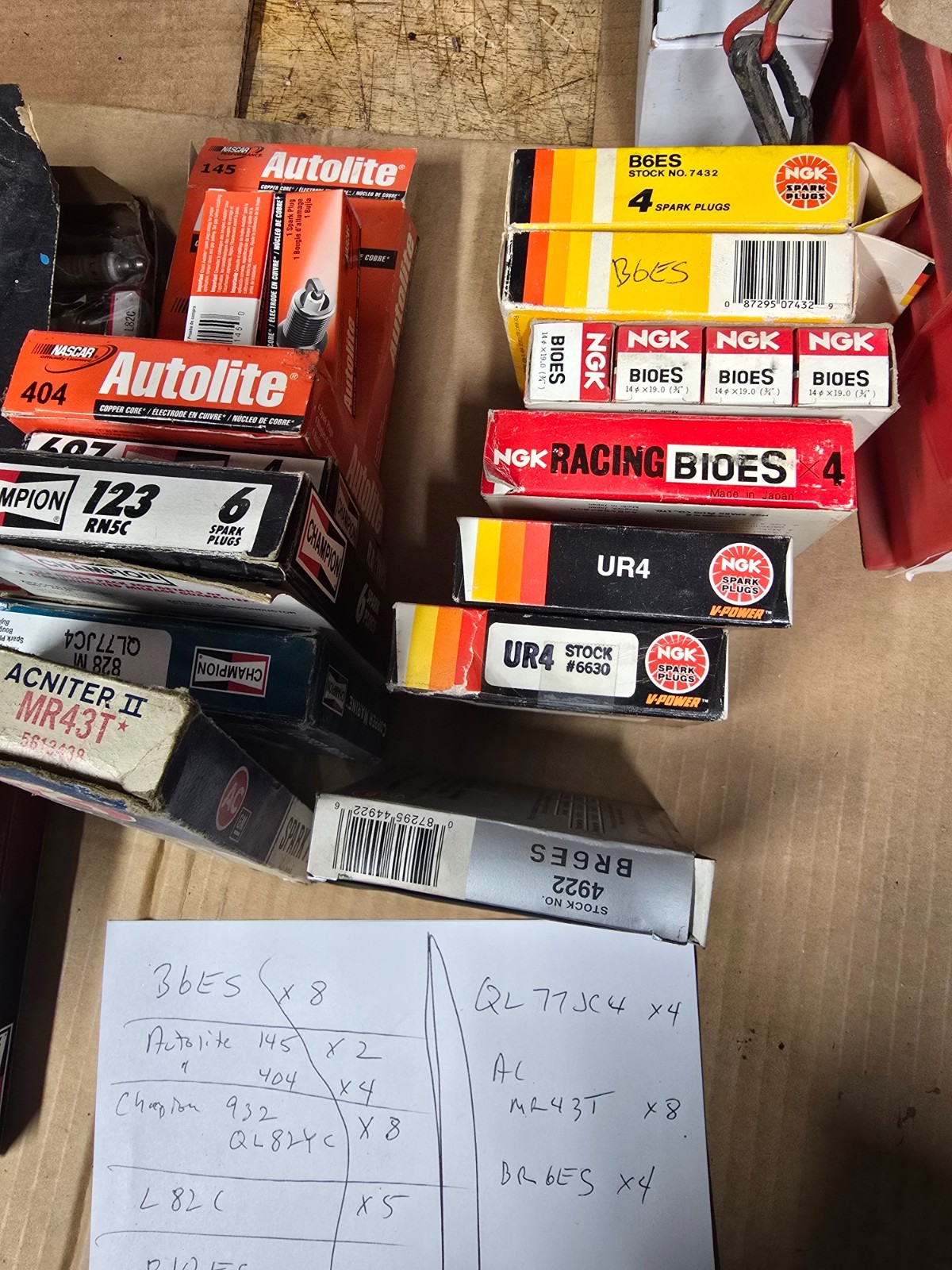 NGK,Champion Marine 71 pcs Lot Of Spark Plugs,Mercury,Johnson,Evinrude Outboard