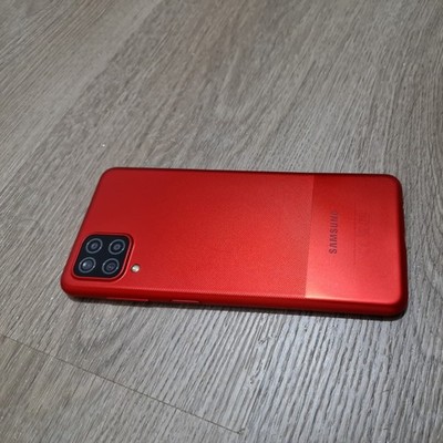 Samsung Galaxy A12 64GB - Rot - Entsperrt (Dual Sim) - Sehr guter Zustand.