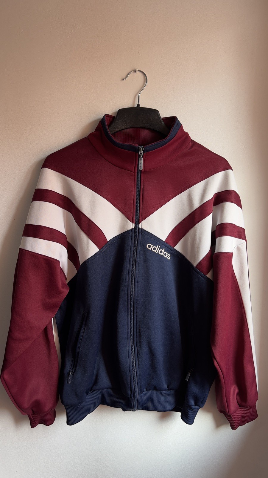 Chaqueta de Chándal Adidas Vintage – Estilo Retro (Burdeos, Azul Marino y Blanco