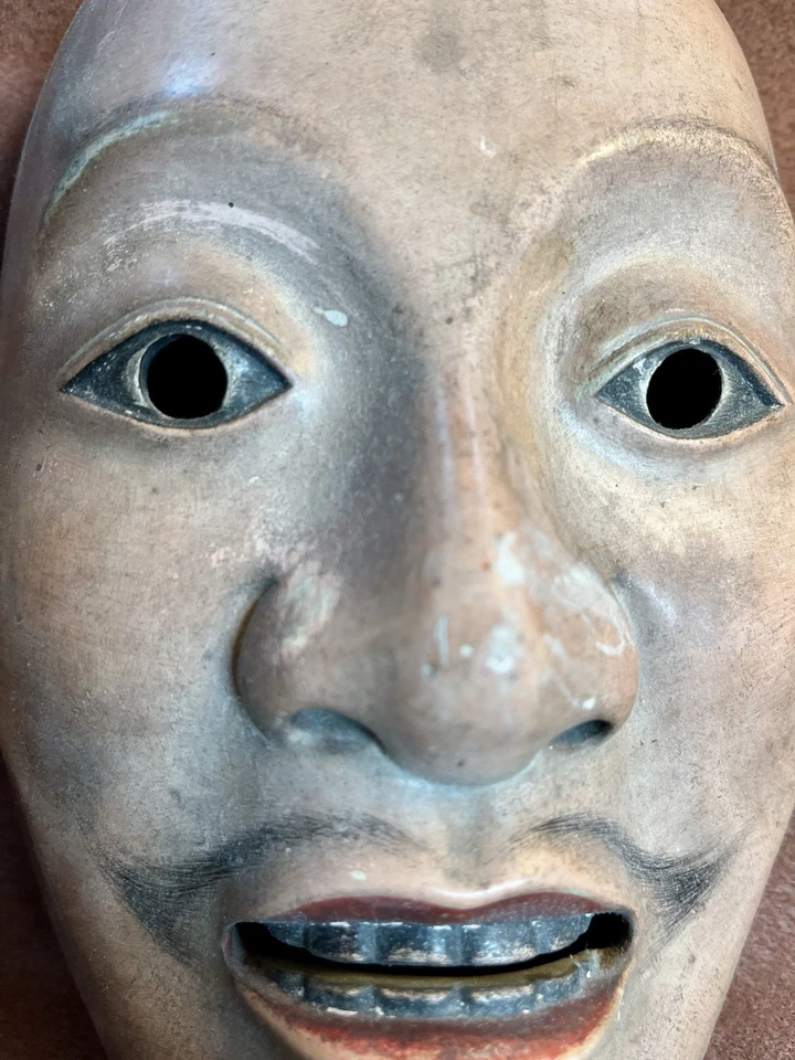 Hermosa japonesa vintage madera de ciprés NOH MÁSCARA marca Ko-omote fabricantes en la parte trasera Foto 2 de 4