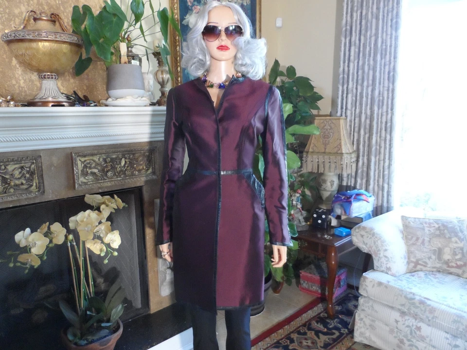 Abrigo Dolce&Gabbana Borgoña Seda Ligero con Borde de Cuero Sintético Talla IT 42- US 6 Foto 2 de 4