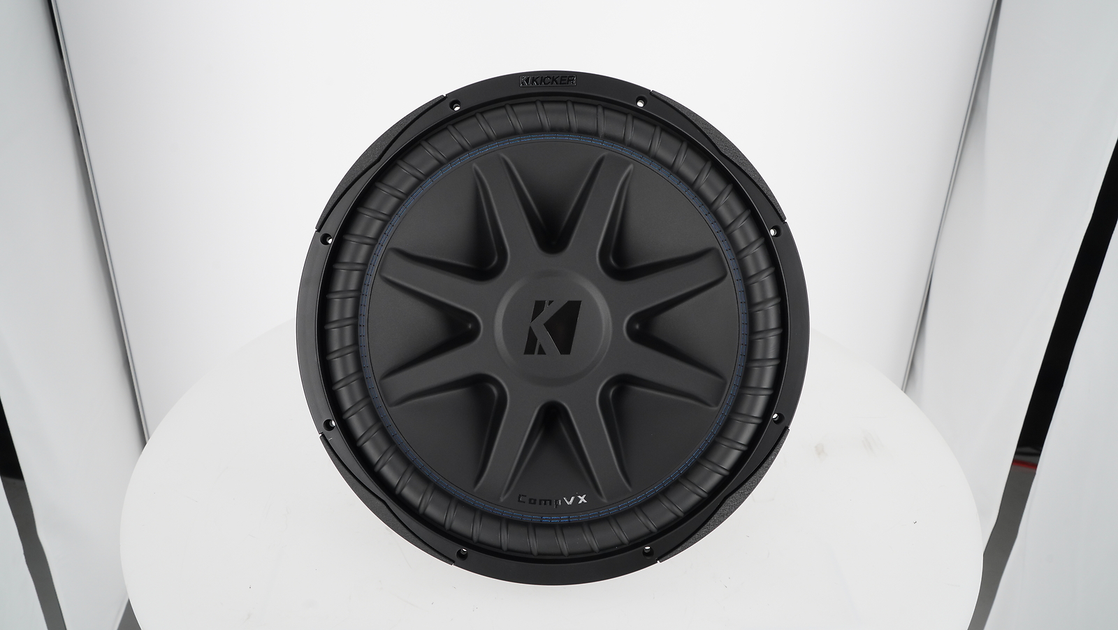 Автомобильный аудио сабвуфер Kicker 50CVX154 COMPVX 15 DVC 4 Ом Sub CVX154 55690₽