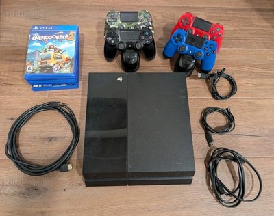 PlayStation 4 Ps4 500GB Console Bundle 4 Controllers, 2 Charging Docks & 5 Games