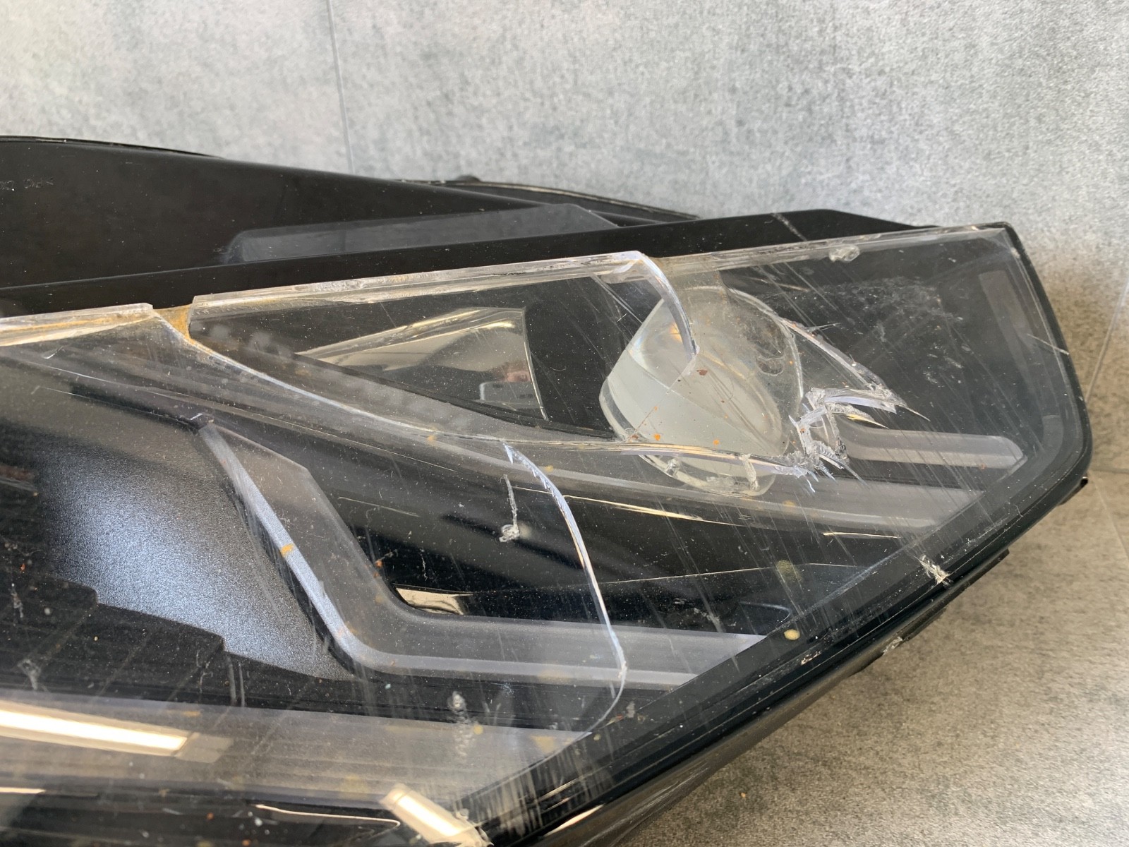 Lamborghini Huracan 2015-2019 RIGHT Headlight