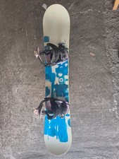 Burton Feather 144 Snowboard + Attacchi Flow Essence M-L Donna Ragazza