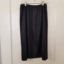 Vanity Fair Womens 26" Black Half Slip Split Back Panel