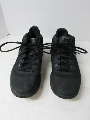 Nike Mens Sz 7 Black Air Versatile Athletic Basketball Shoe 852433-001