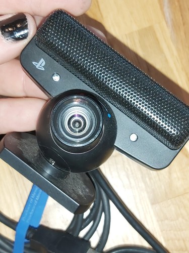PlayStation Move Wireless Motion Controller and USB 4-microphone Webcam - Picture 6 of 6