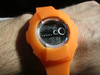 JOY JOY SWIM WATCH 5 ATM ORANGE RUBBER - FITS UP TO 8 1/2'' WRIST - BBA25B