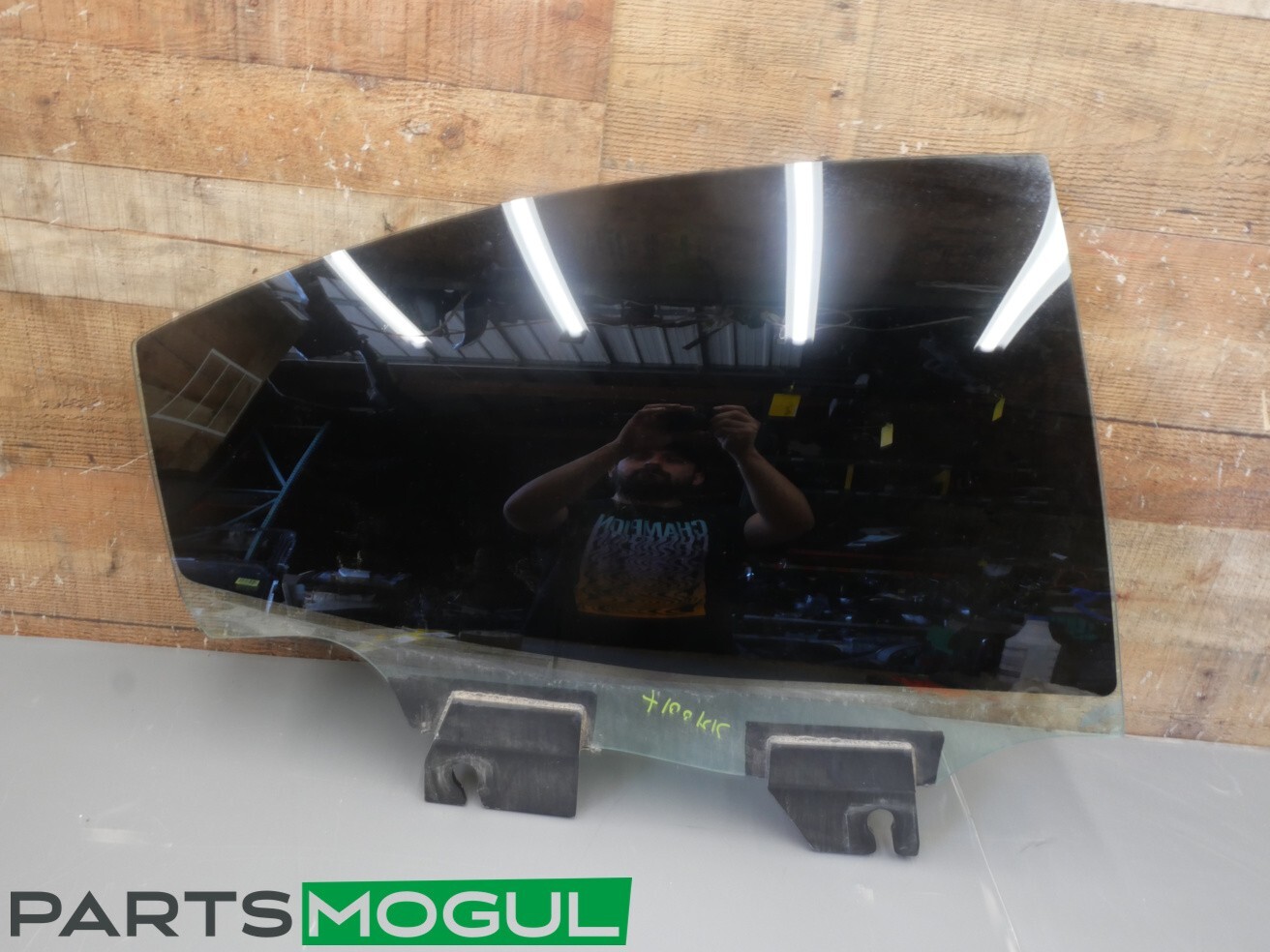 14-17 Maserati Ghibli Rear Right Passenger Side Door Window Auto Glass OEM