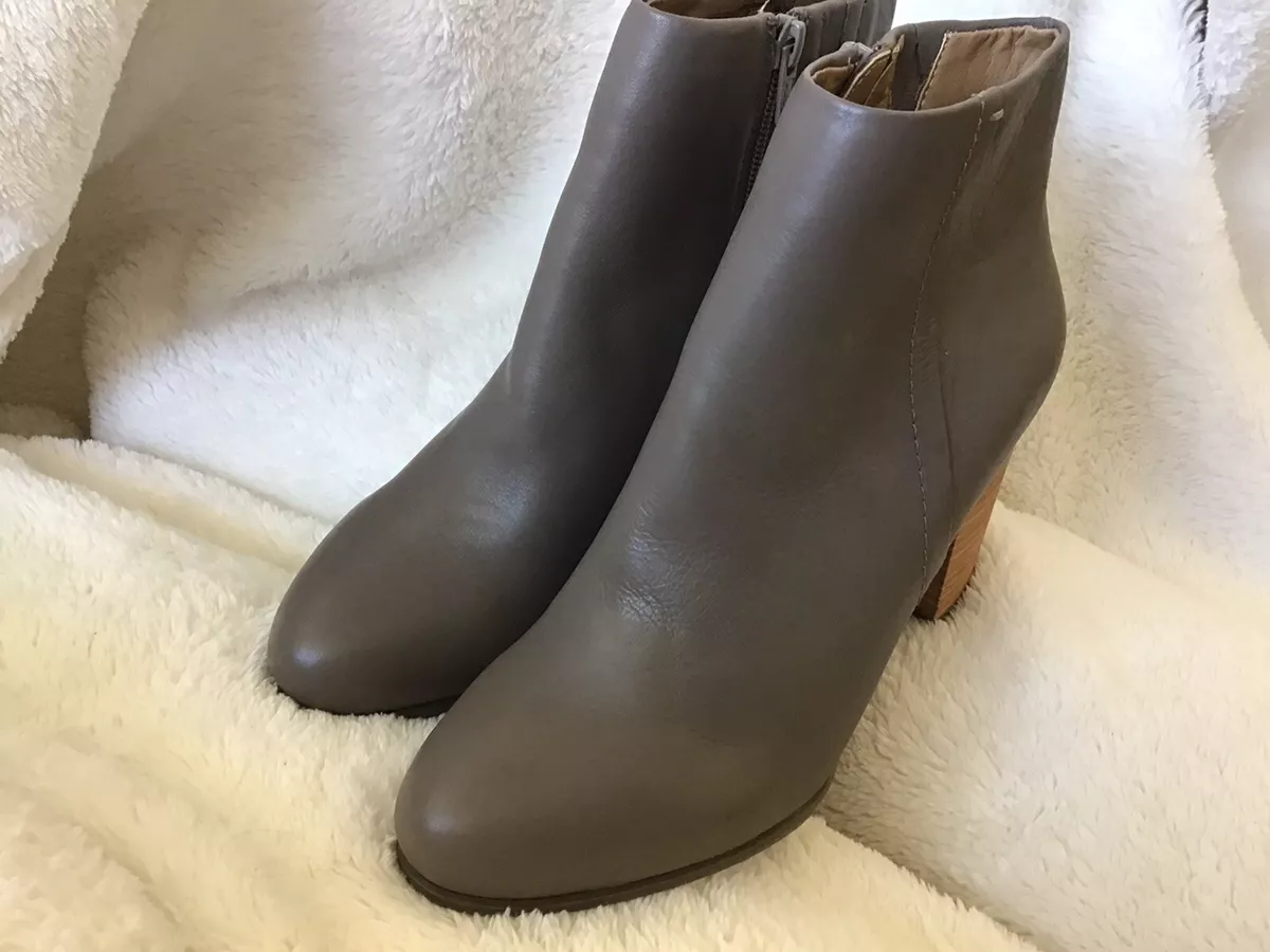 Kennedy ankle cheap bootie vionic