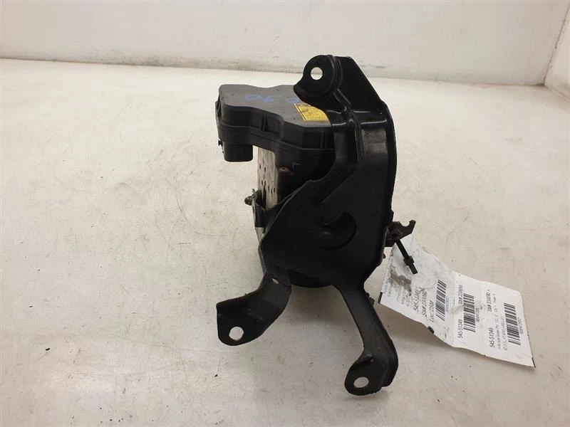 Антиблокировочный привод тормозной детали и насос в сборе подходят для 07–09 LEXUS RX350 - Изображение 3 из 4