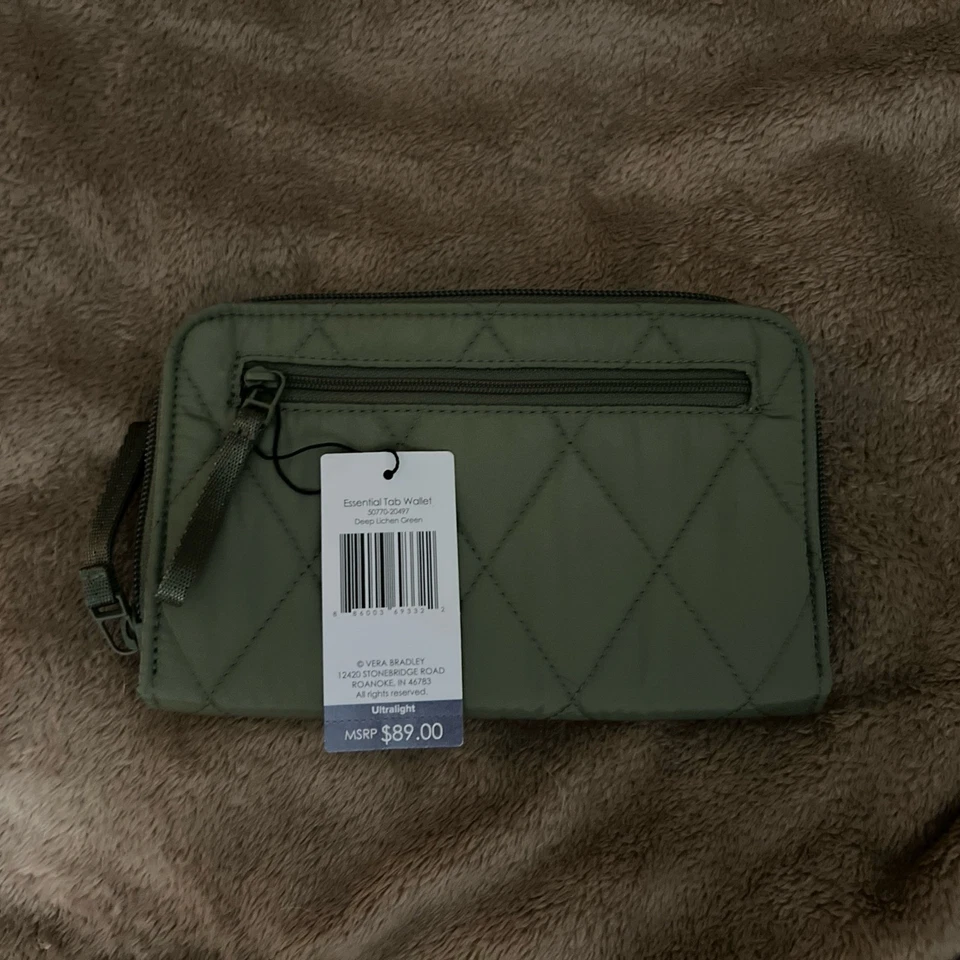 Cartera Vera Bradley Essential Tab $89 color verde... Foto 2 de 4