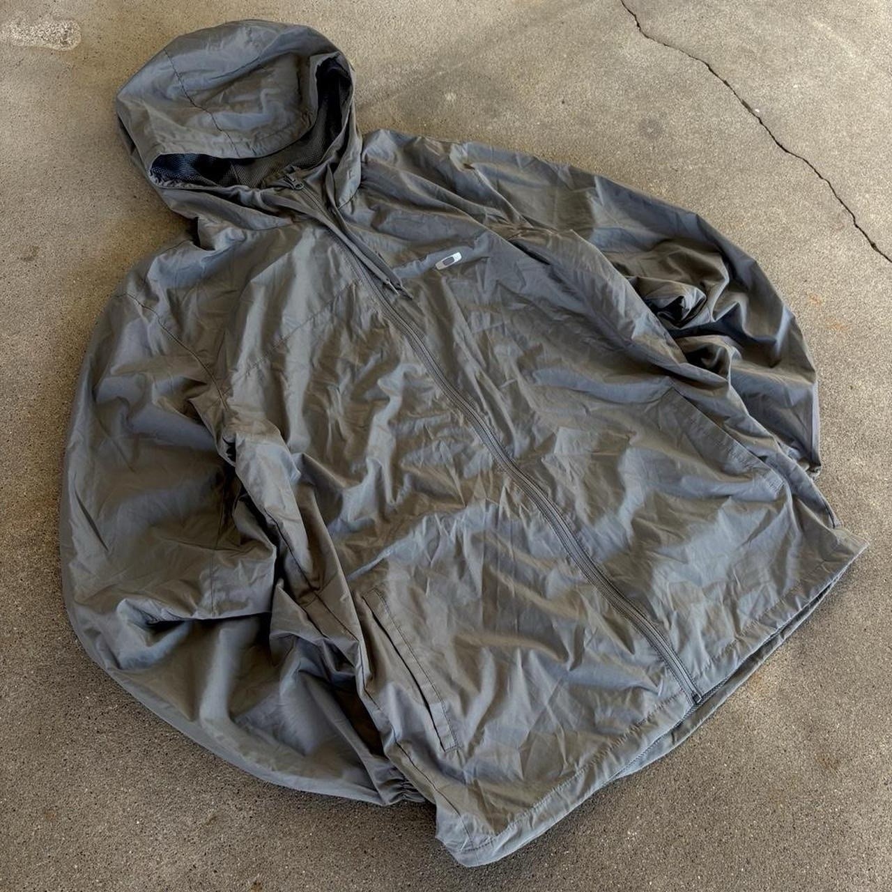 Oakley Men's Light Hood Jacket Windbreaker Grey, Size L