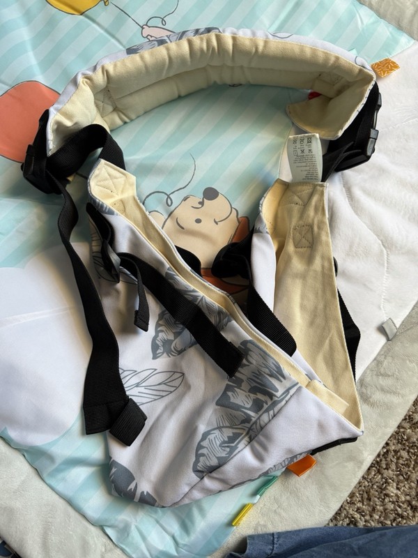 Baby Sling Carrier Adjustable One Shoulder, 7-45lbs, Leaf Print