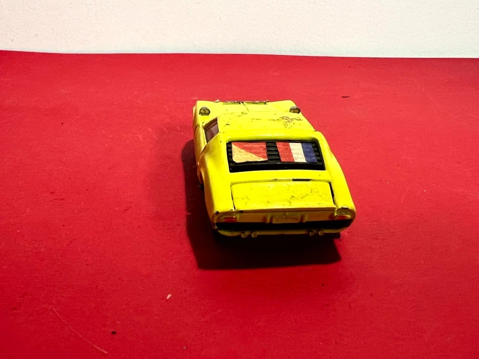 Coche amarillo diecast Corgi Toys Lamborghini Miura P400 Foto 4 de 4