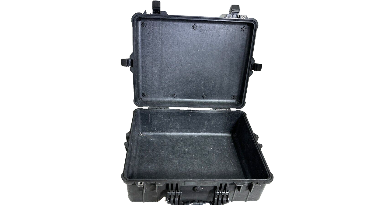 ペリカンPELICAN hard back 1080 Pelican HardBack Computer Case 1080 | NRS