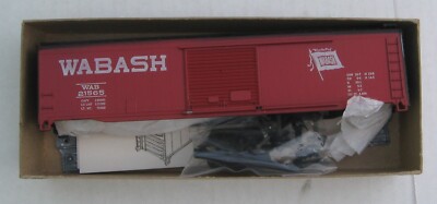 HO-Scale Roundhouse No. 1209 WABASH 50' Box Car (Kit) Road no. WAB 21565.