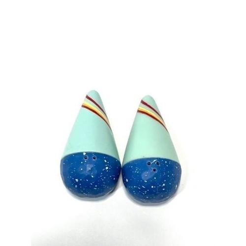 Ice Cream Cone Salt and Pepper Shakers - Picture 6 of 12
