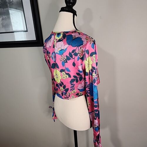 ZARA Crop-Top Satin-Optik rosa Blumenmuster vorne zum Binden Langarm Damen XS - Bild 3 von 8
