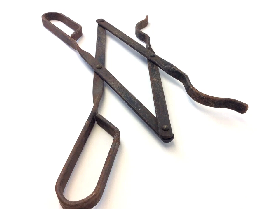 Hierro Forjado Metal Antiguo Acordeón Estilo Chimenea Pinzas Herramientas De Colección Usado Foto 3 de 4