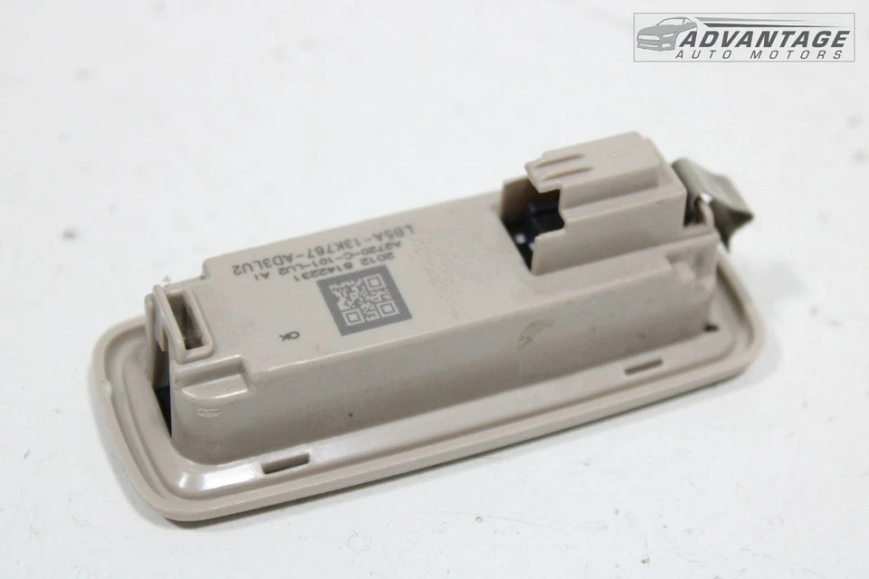 Ford Explorer 2020-2024 techo superior cúpula luz lectura mapa lámpara OEM Foto 3 de 4