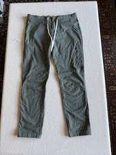 Vuori Women's Ripstop Pant Size Medium Army Green VW401