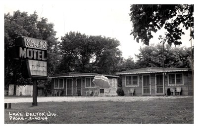 RPPC Lake Delton C-Der-Del Motel Roadside America WI C1950's Postcard AF6