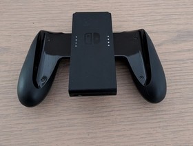 NINTENDO SWITCH CONSOLE CASE CONTROLLER SD BOX NO GAMES BUNDLE A+ 10/10 USED