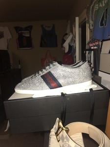 gg marmont mini leather shoulder bag