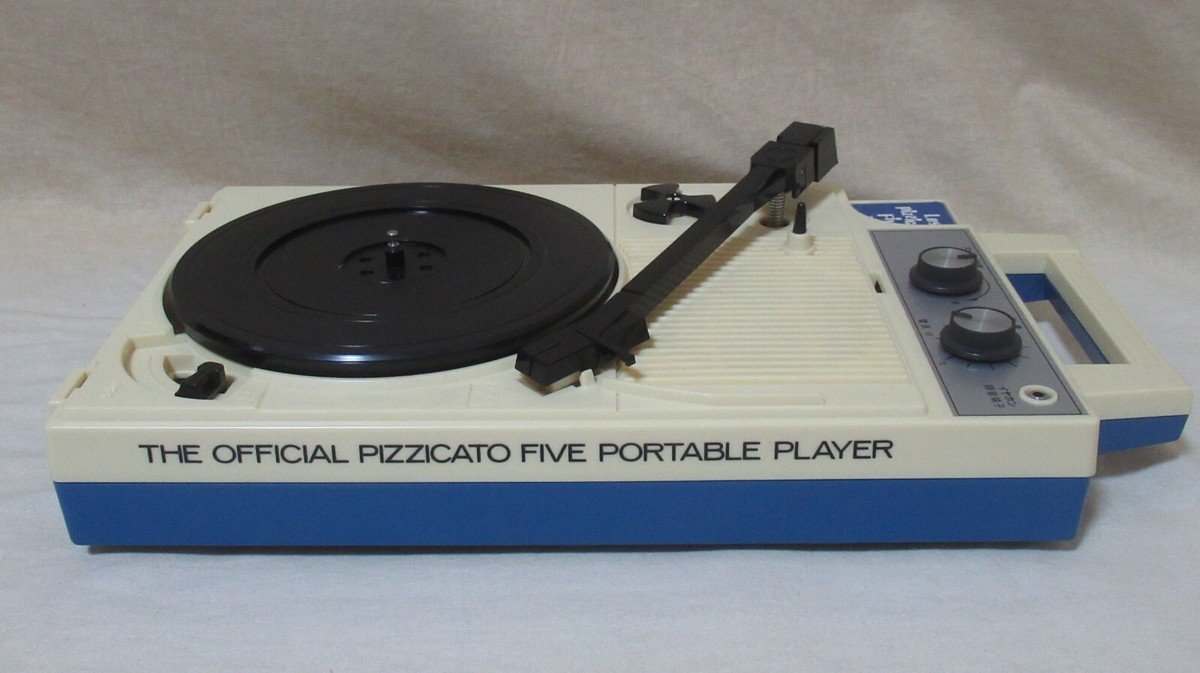 Columbia Portable Record Player MODEL GP-3S Pizzicato Five