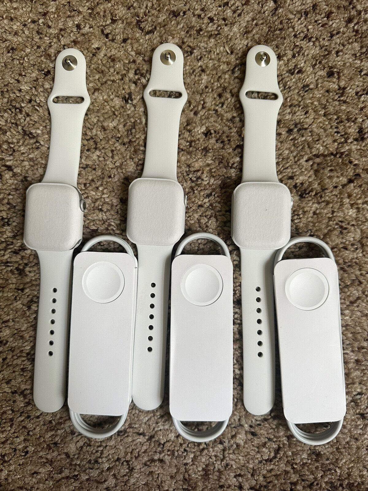 Apple Watch Series 8 GPS 45mm Silver Aluminum with White Sport