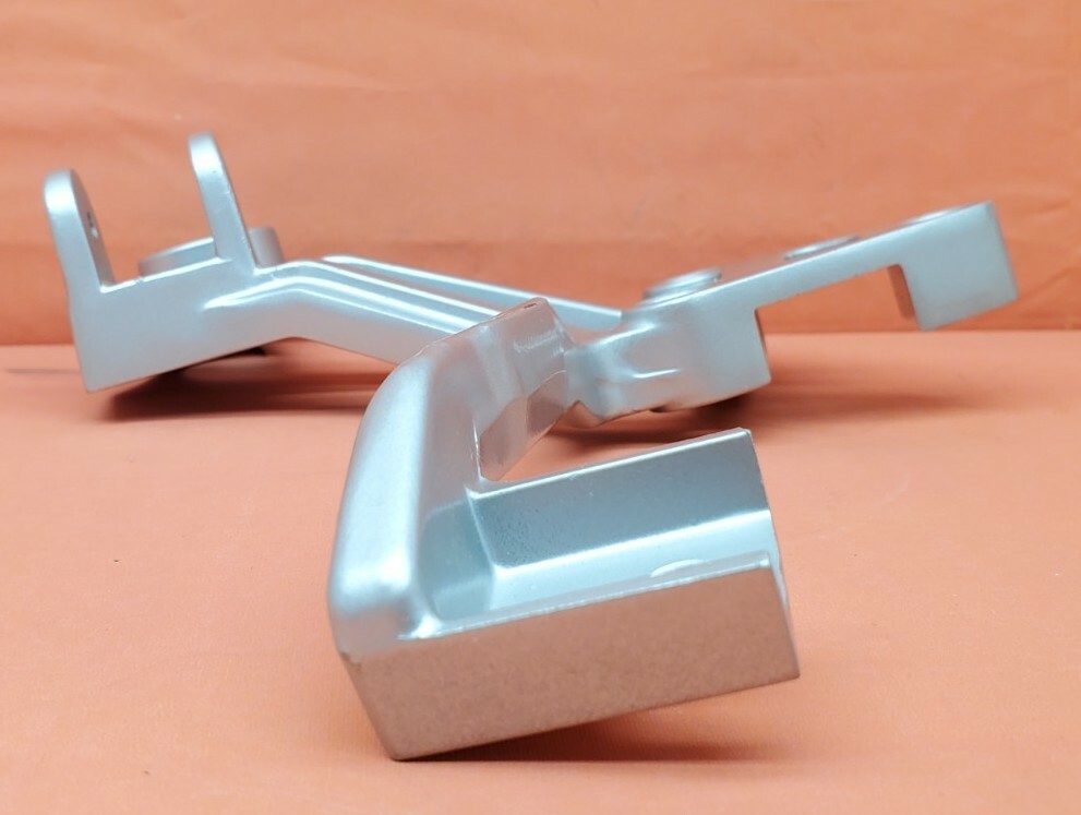 a-chan　1223 88-97 KAWASAKI ZX600 NINJA LEFT MUFFLER STAY FOOTPEG BRACKET
