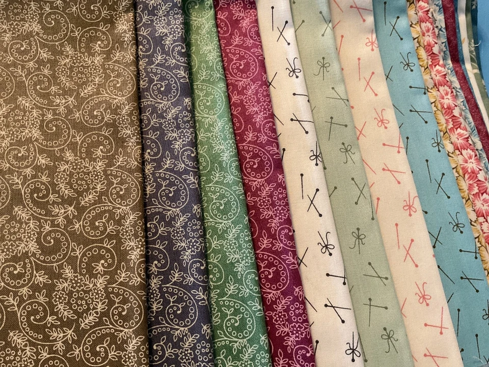 32FQS bundle of Sewing Basket by Edyta Sitar for Andover Fabrics, new - Image 4 of 4