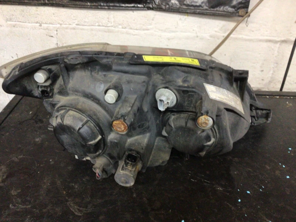 Faro lateral izquierdo Toyota Avalon 2005 2006 2007 lámpara XENÓN HID fabricante de equipos originales usado Foto 2 de 4