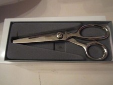 VINTAGE GINGHER PINKING SHEARS SCISSORS IN THE ORIGINAL BOX - 7 1/2" LONG BBA-27