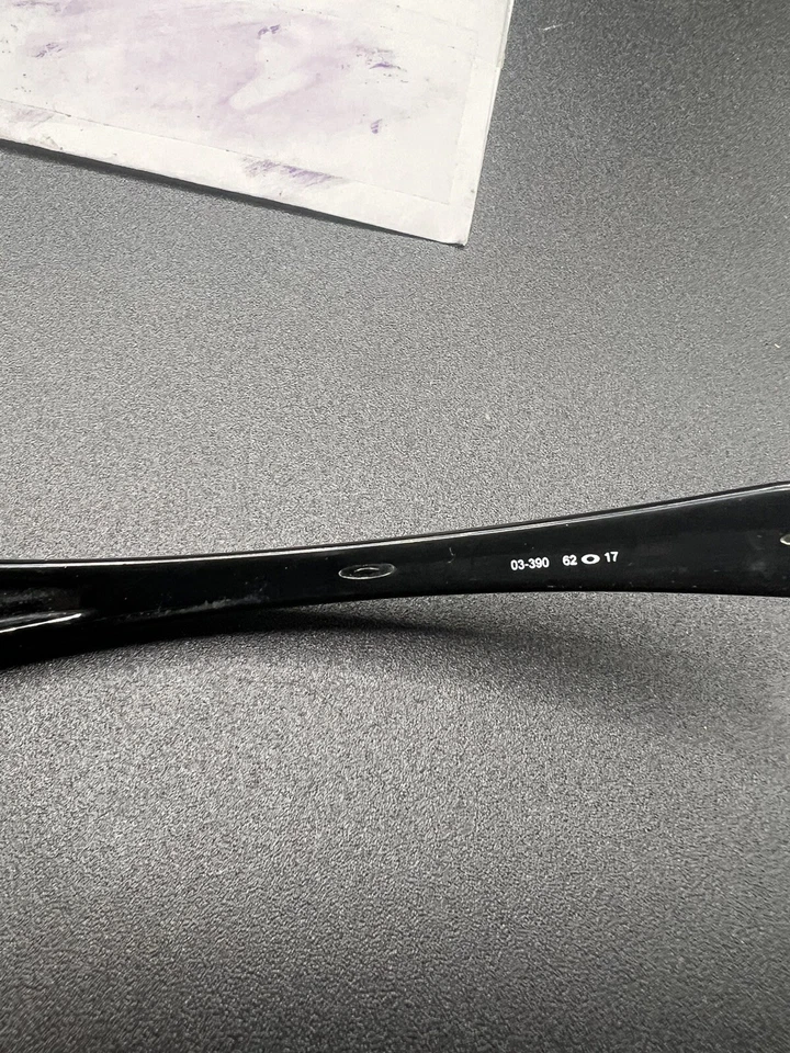 Gafas de sol Oakley Eternal para mujer negras/grises lentes 03-390 monturas Foto 3 de 4