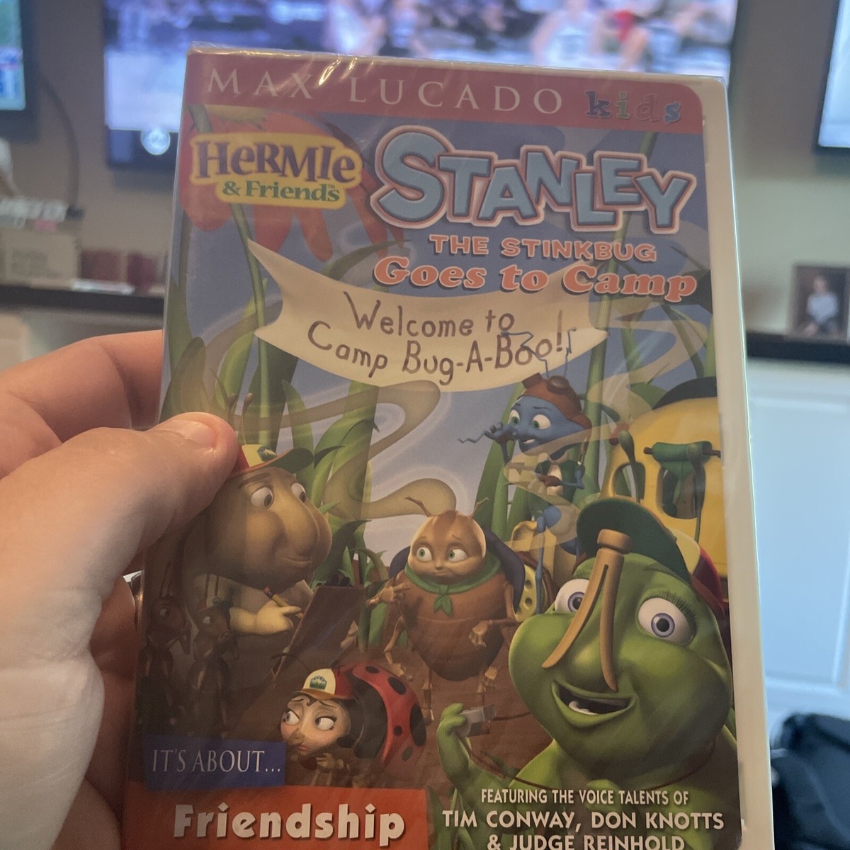 未使用・未開封品)Stanley the Stink Bug Goes to Camp [DVD