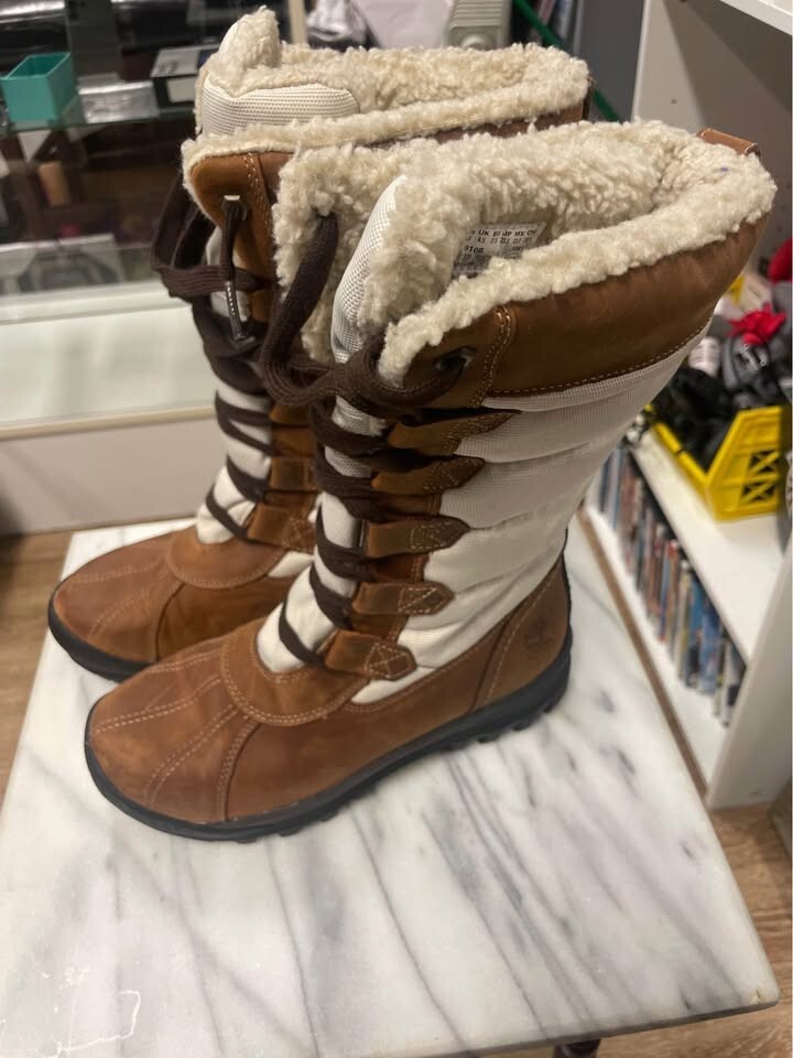 Timberland MT Holly Tall Waterproof Boot off White-tan Size 6.5